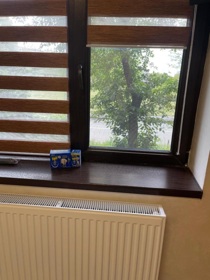 Guest House Târgu Jiu Екстериор снимка